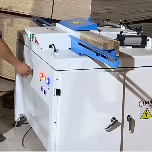 Máy tạo ngàm pallet tự động