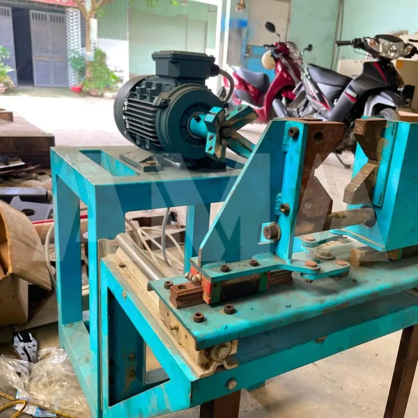lưu ý khi sử dụng máy vát cạnh gỗ tròn