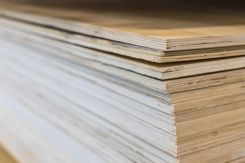 Ván Plywood cấu tạo từ nhiều lớp gỗ ép