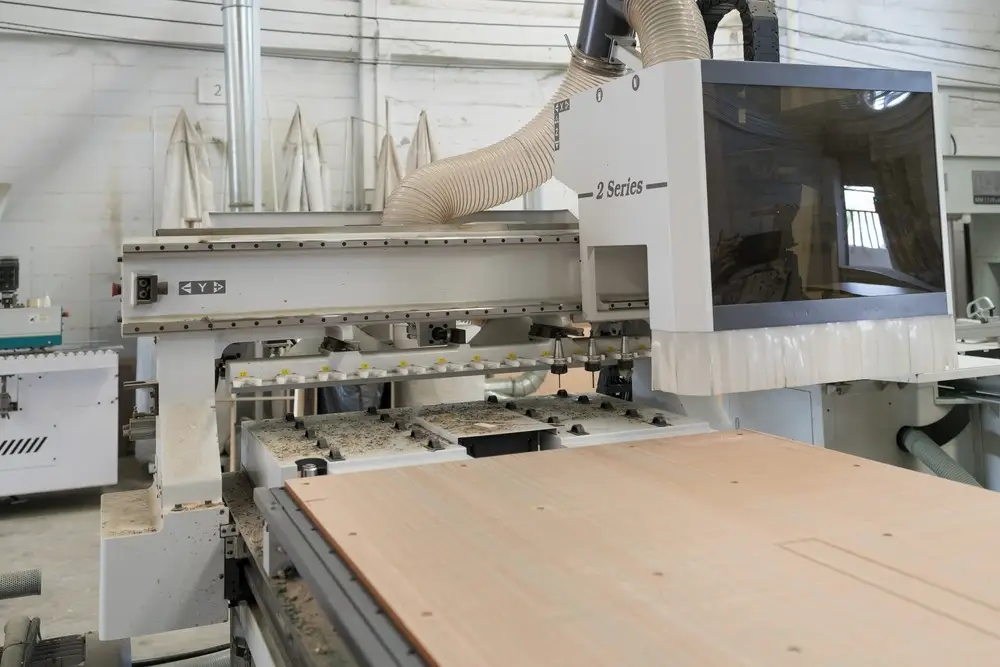 Ứng dụng máy CNC trong tự động hóa ngành pallet gỗ