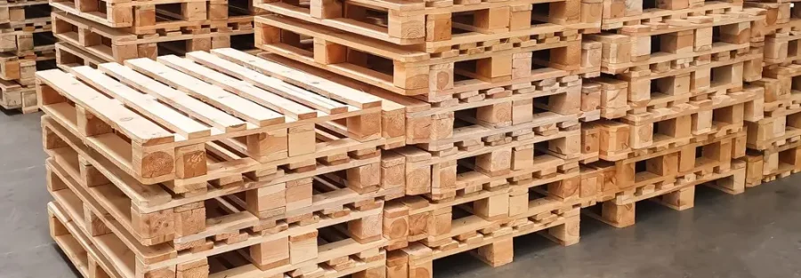 Kho pallet gỗ thành phẩm được sản xuất hàng loạt tại đơn vị cung cấp uy tín