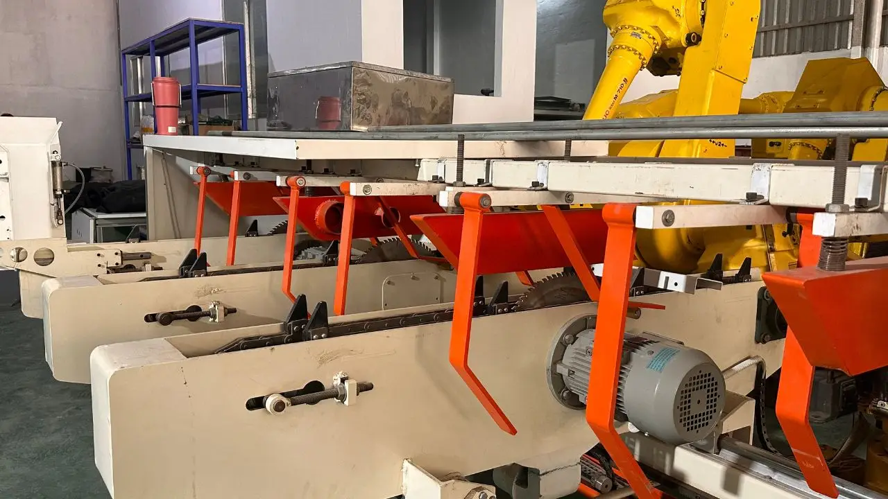 Máy cắt gỗ nhiều đầu AMA, cắt đồng loạt nhiều phôi gỗ cùng lúc với độ chính xác cao