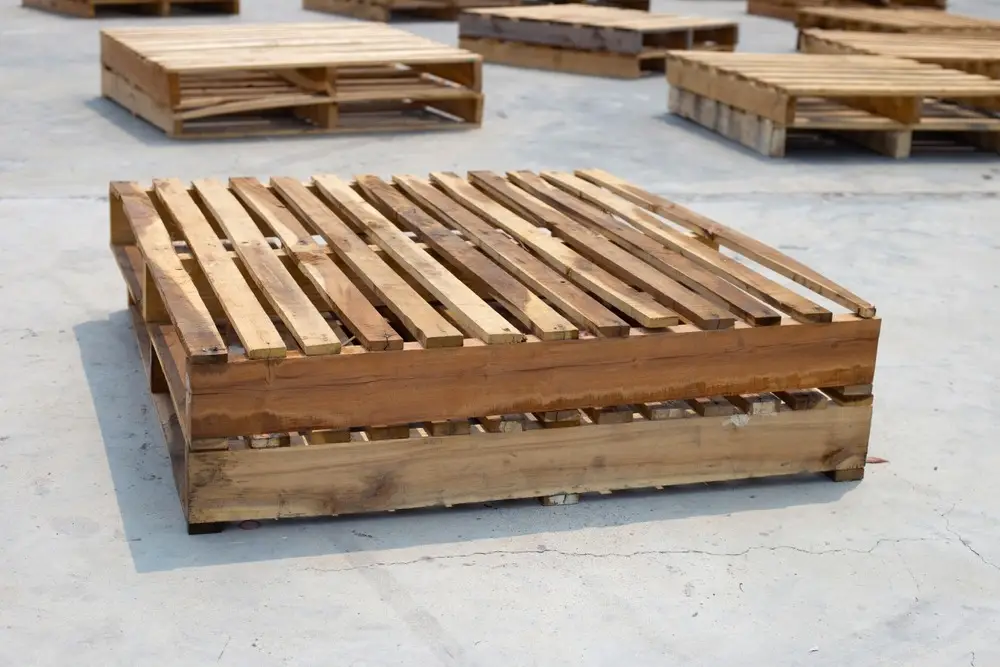 Cách sơn pallet gỗ không bị bong tróc và bền đẹp qua nhiều năm