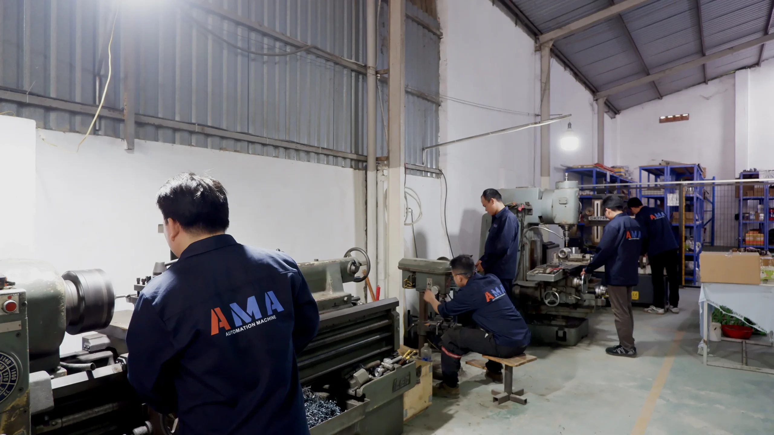 AMA trực tiếp gia công và kiểm tra chi tiết