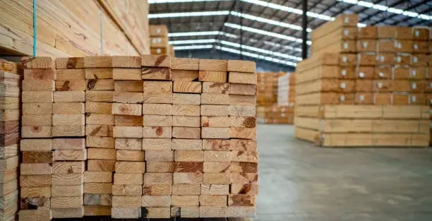 Phôi gỗ sau khi xẻ, chuẩn bị cho các công đoạn