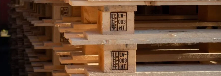 Dấu ISPM 15 là yêu cầu bắt buộc đối với nhiều loại pallet gỗ