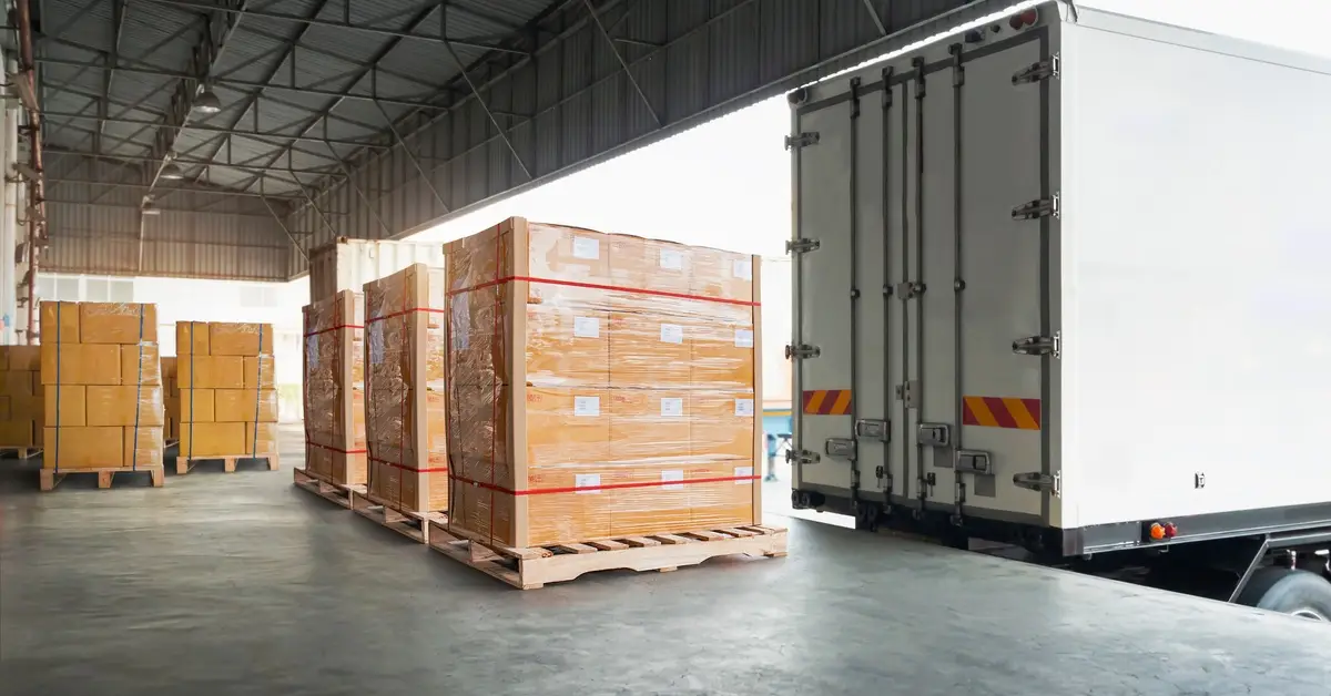 Hướng dẫn vận chuyển hàng hóa đóng pallet an toàn từ a-z