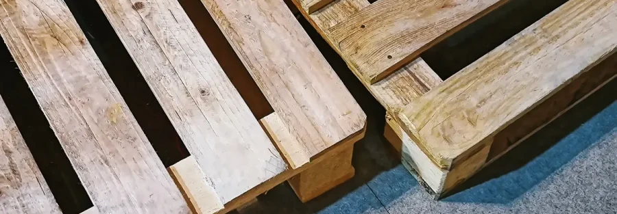 Thanh nan pallet gỗ xuất hiện dấu hiệu nứt, tách thớ ở phần đầu